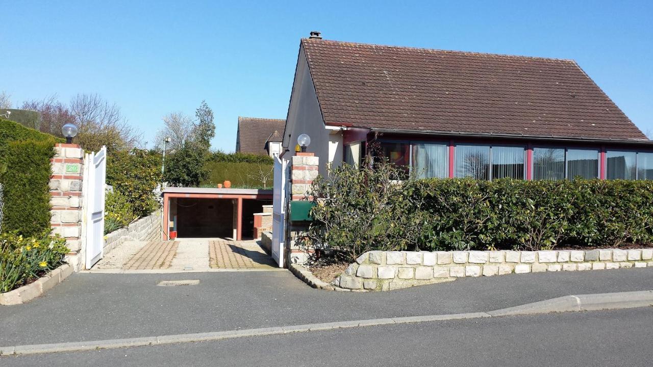 Chambre Privee Avec Salon, Garage Voiture, Velos, Motos Tourville-sur-Arques エクステリア 写真